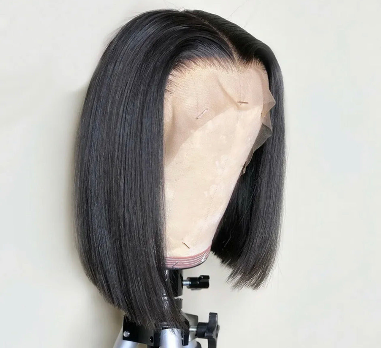 STRAIGHT BOB